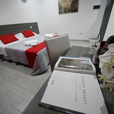 La Maison De Monet Brindisi Room photo
